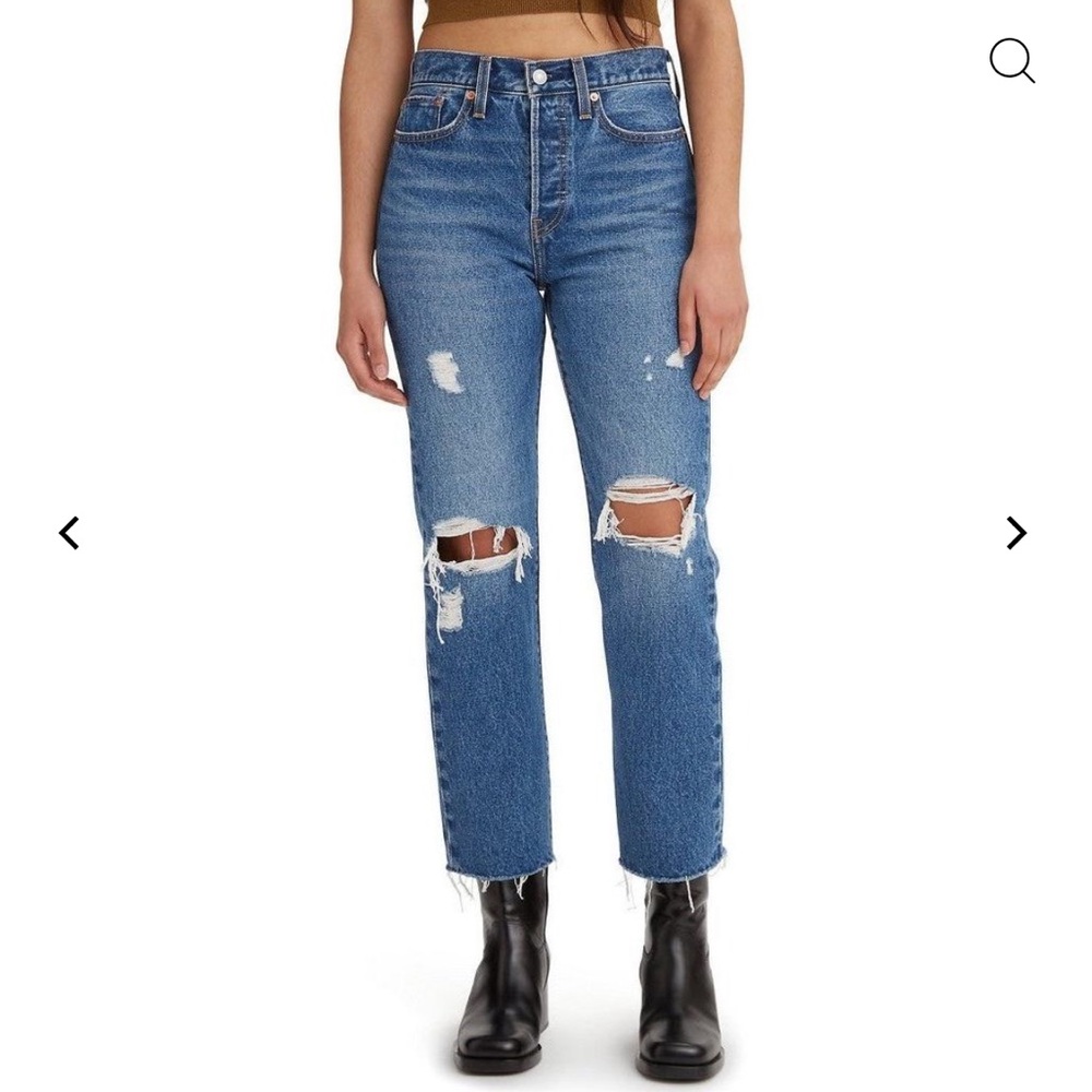 Levi wedgie jeans
